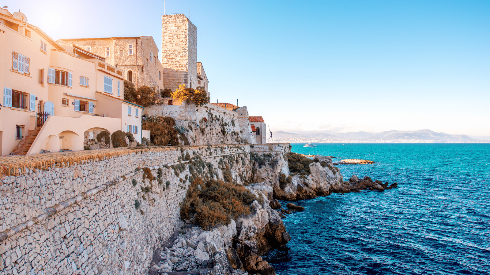 Antibes_-_Cocoonr